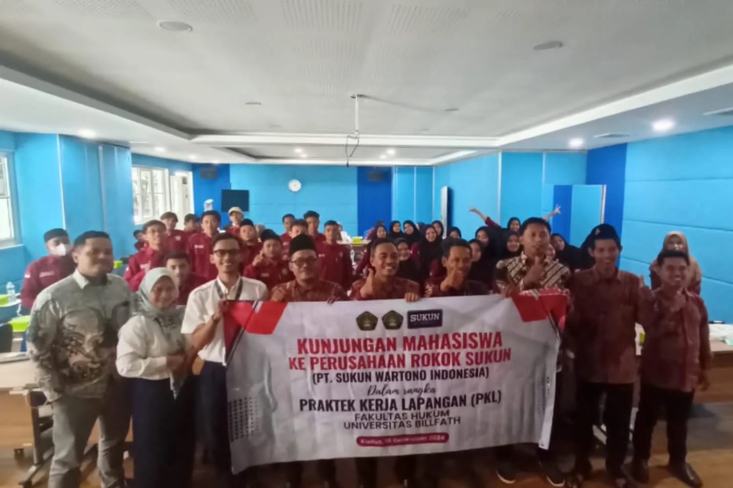 PKL Masalah Ketenagakerjaan, Mahasiswa Fakultas Hukum Universitas Billfath Lamongan Kunjungi Pabrik 